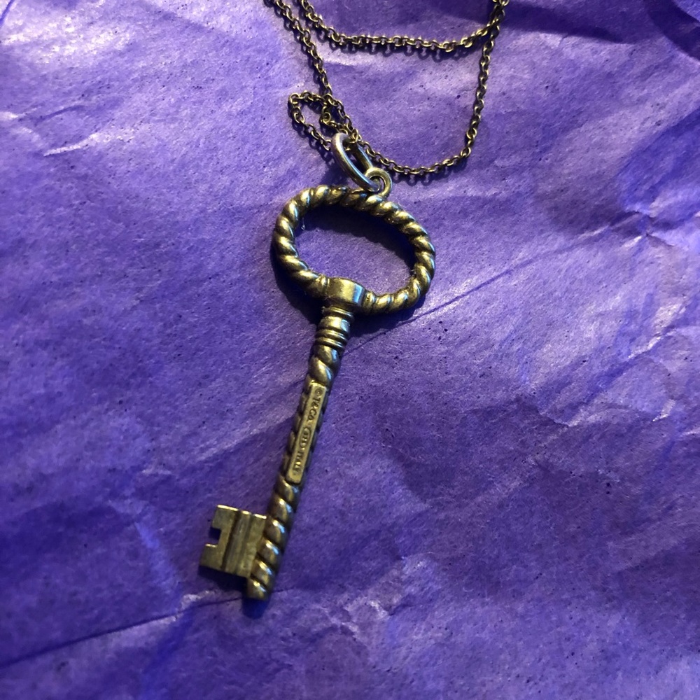 Authentic sterling silver Tiffany key necklace - Picture 2 of 7
